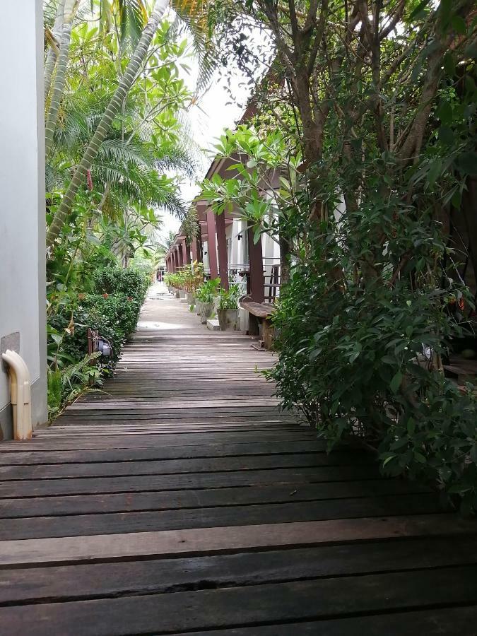 Naiyang Boutique Resort Ban Phak Chit Ngoại thất bức ảnh
